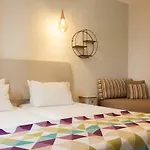 Hotel de apartamente Agni 4*