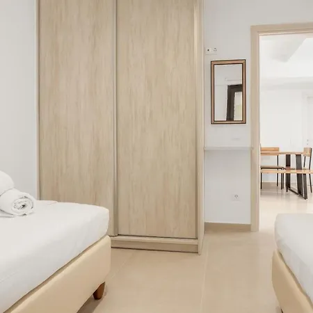 Agni Hotel apartamentowy 4*