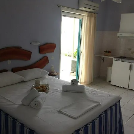 Agni Hotel apartamentowy Nikiana