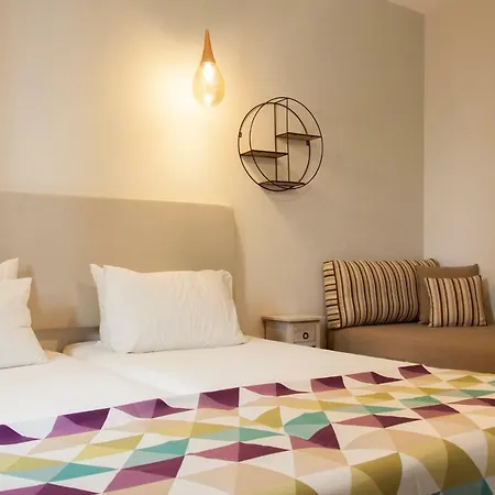 Hotel apartamentowy Agni 4*