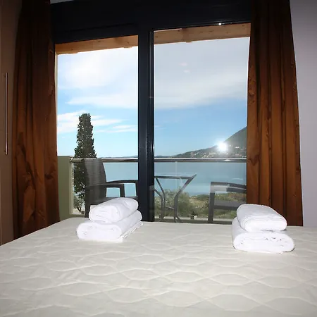 Agni 公寓式酒店 4*