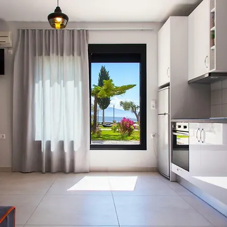 Agni Aparthotel Nikiana