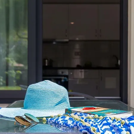 公寓式酒店 Agni